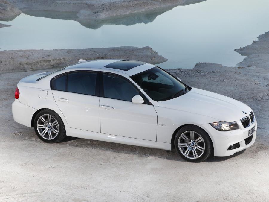  BMW 325i Sedan M Sport Package 2011 года  (AU) (фото 2 из 11)